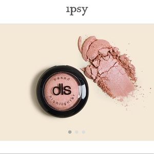DLS Baked Highlighter NWOT
